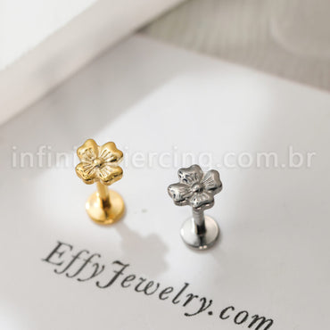 Piercing Labret Titânio Flor Com Detalhes