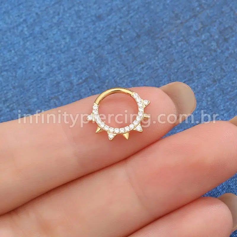 Piercing Argola Titânio Detalhe Frontal Spike
