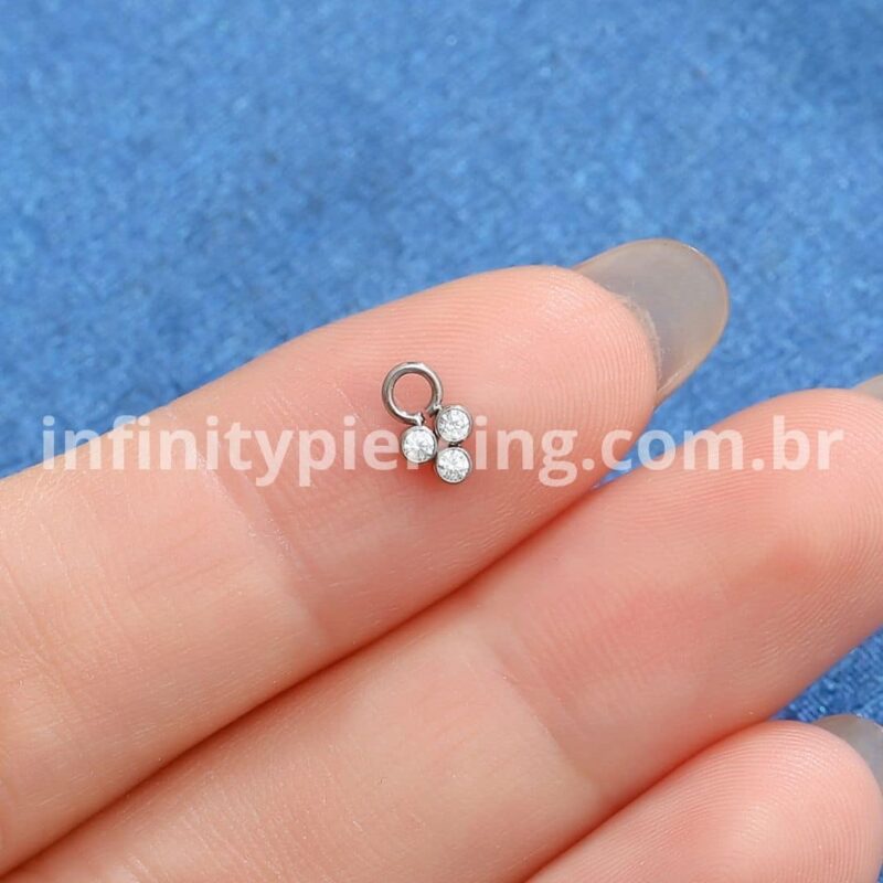 Pingente Para Piercing Titânio 3 Pedras Zircônia