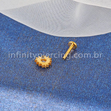Piercing Labret Titânio Coração Com Detalhes Zircônia Cravejada