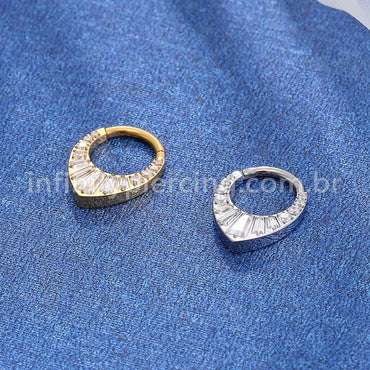 Piercing Argola Titânio Segmento Articulado Zircônia Cravejada Gota