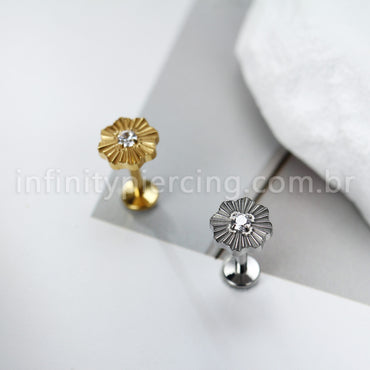 Piercing Labret Titânio Flor Detalhada Com Zircônia Cravejada