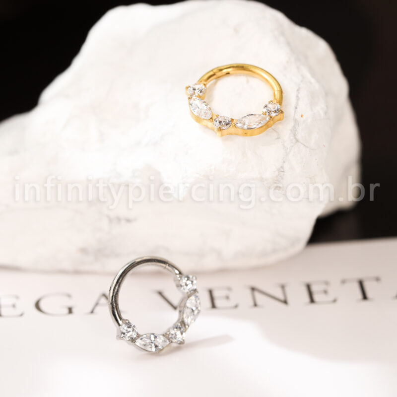 Piercing Argola Titânio Segmento Articulado Zircônia Cravejada