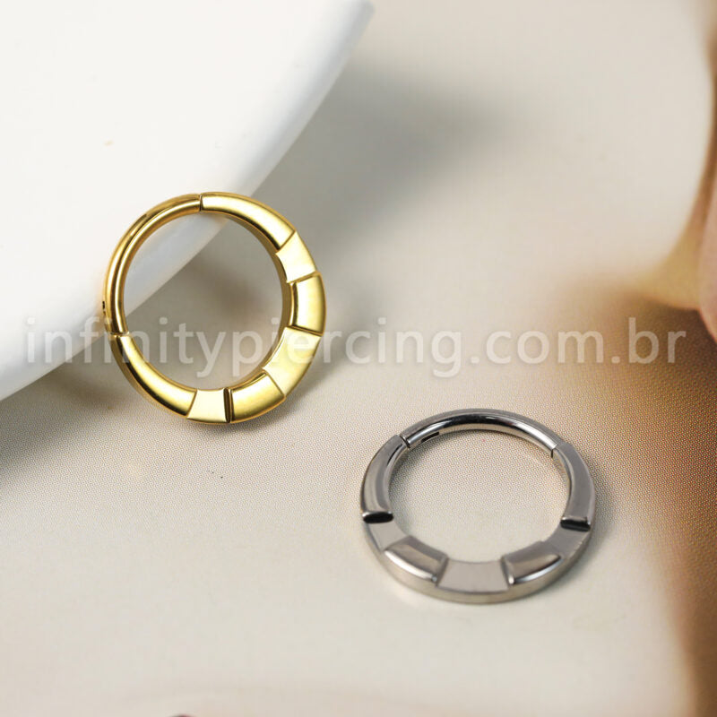 Piercing Argola Titânio Segmento Articulado Detalhada