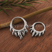 Piercing Argola Titânio Segmento Articulado Detalhe Fogo