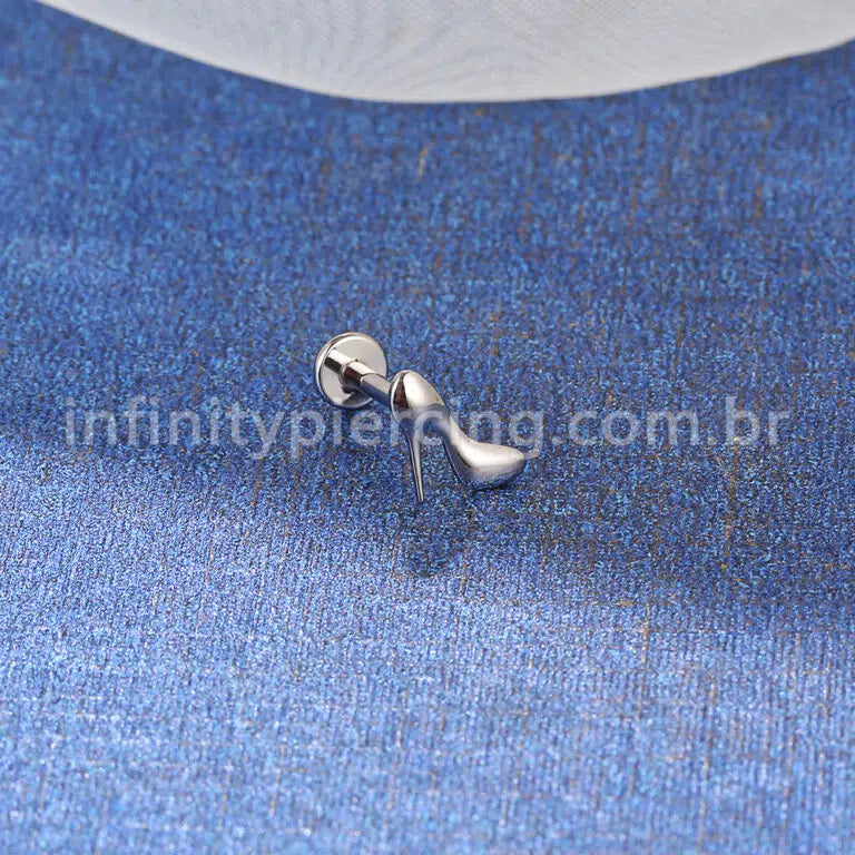 Piercing Labret Titânio Sapatinho