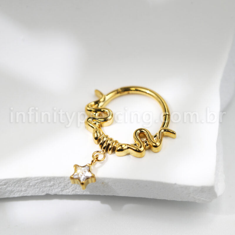 Piercing Argola Titânio Detalhada Com Pingente Estrela
