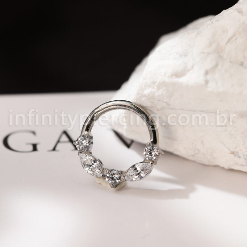 Piercing Argola Titânio Segmento Articulado Zircônia Cravejada