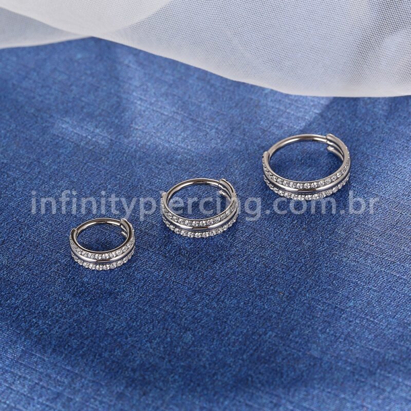 Piercing Argola Titânio Segmento Articulado 1 Lisa 2 Fileiras Zircônia Cravejada