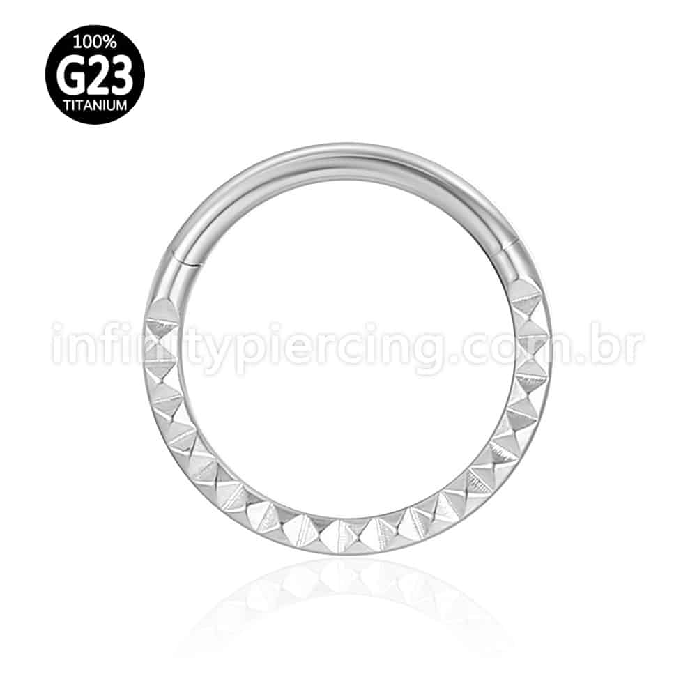 Piercing Argola Segmento Articulado Titânio Detalhada