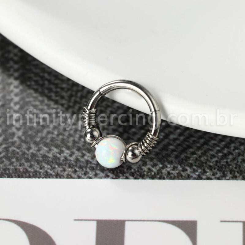 Piercing Argola Titânio Detalhada Com Pedra Opala