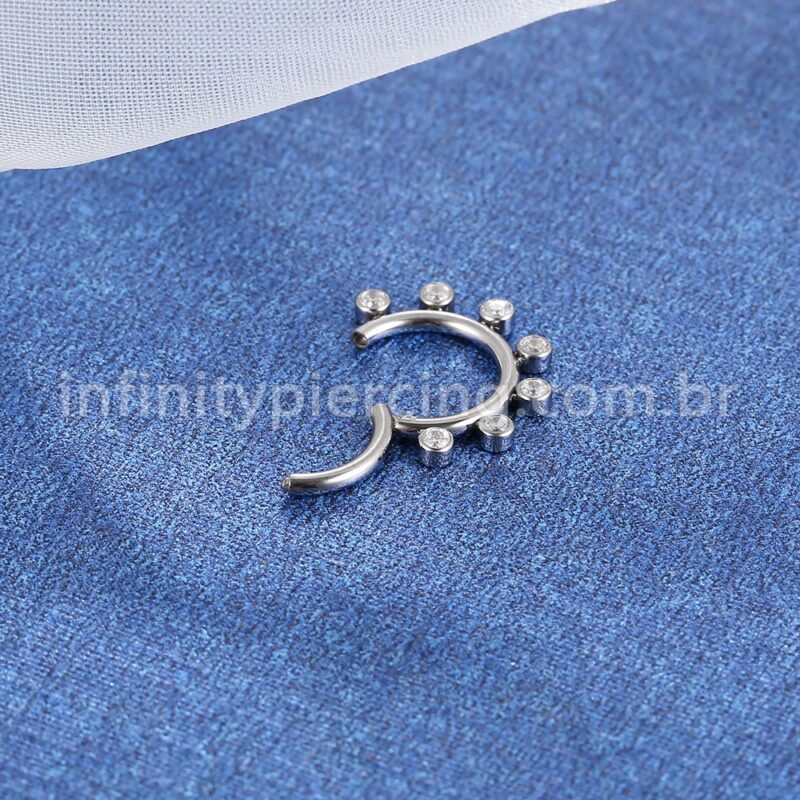 Piercing Argola Titânio Segmento Articulado 7 Zircônias