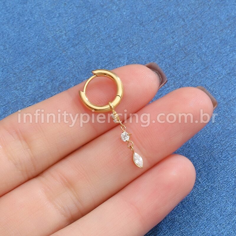 Piercing Argola Titânio Com Pingente Zircônia Cravejada