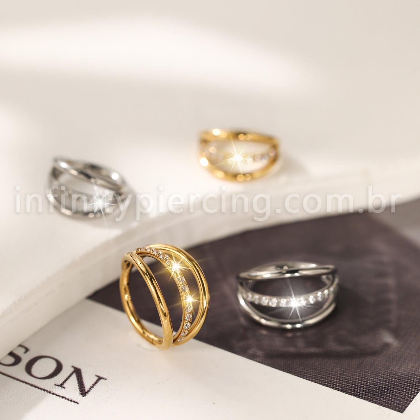 Piercing Argola Três Fileira Titânio Segmento Articulado 1 Fileira Zircônia Cravejada