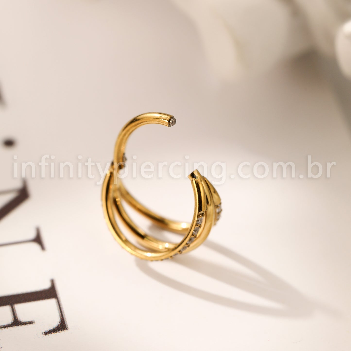 Piercing Argola Três Fileira Titânio Segmento Articulado 2 Fileiras Com Zircônia Cravejada