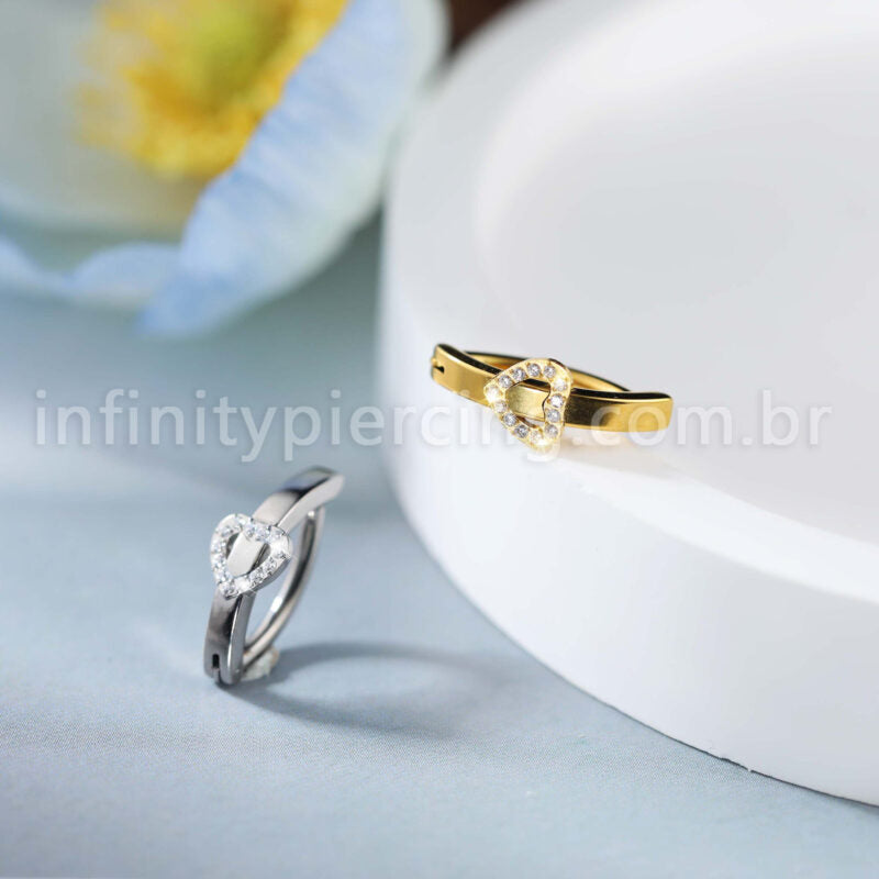 Piercing Argola Titânio Umbigo Coração Cravejado