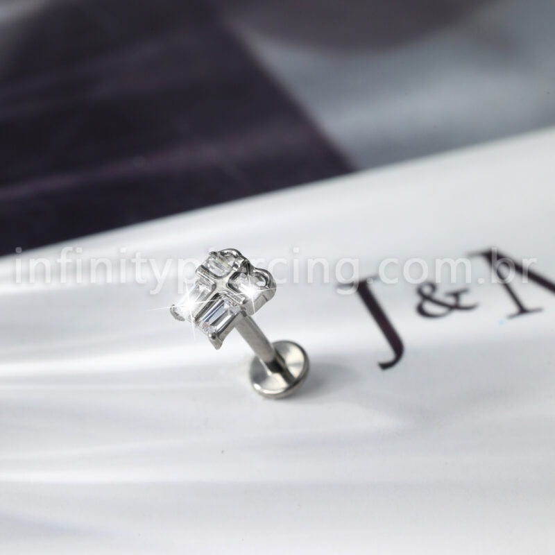 Piercing Labret Titânio Caixinha De Presente Zircônia Cravejada