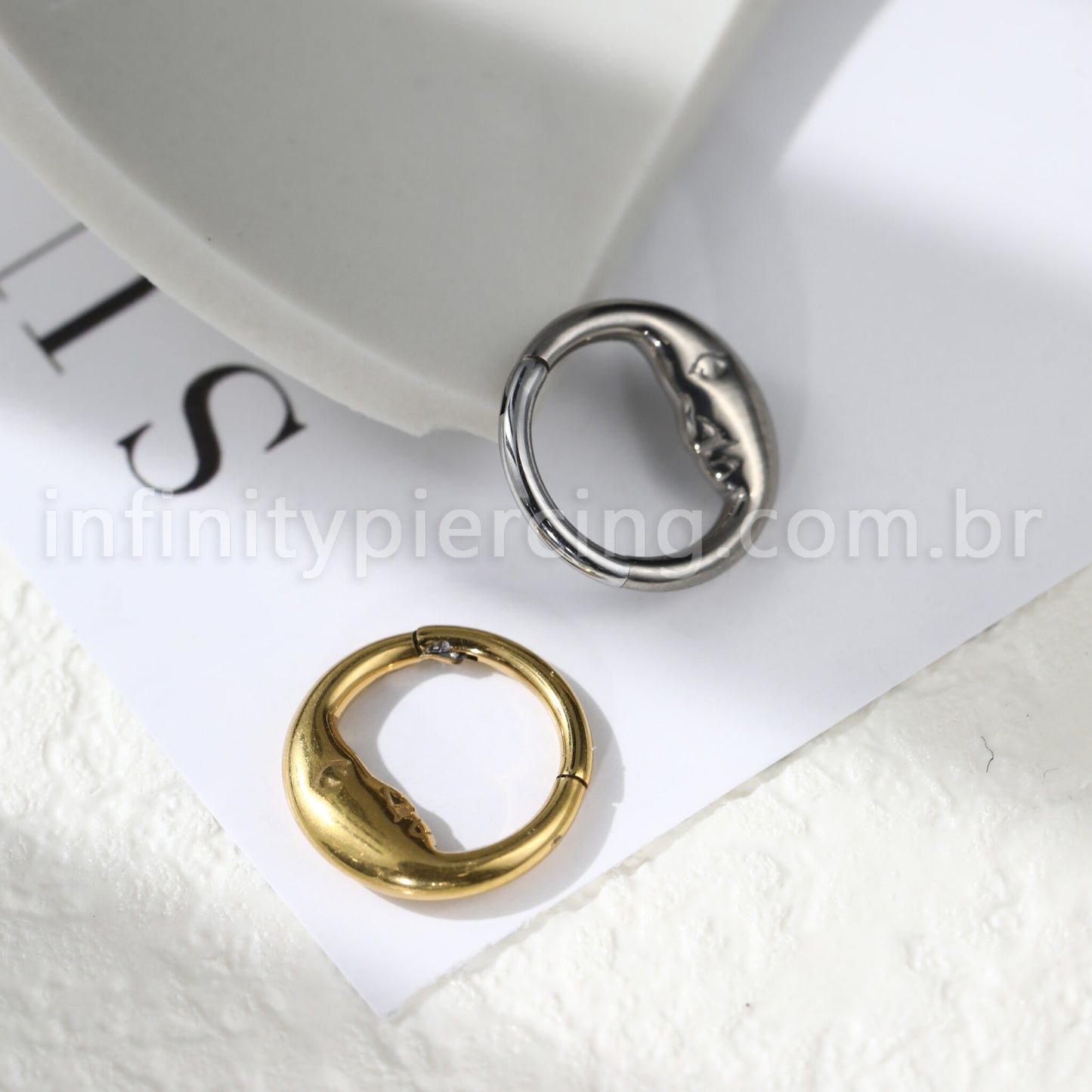 Piercing Argola Titânio Segmento Articulado Lua