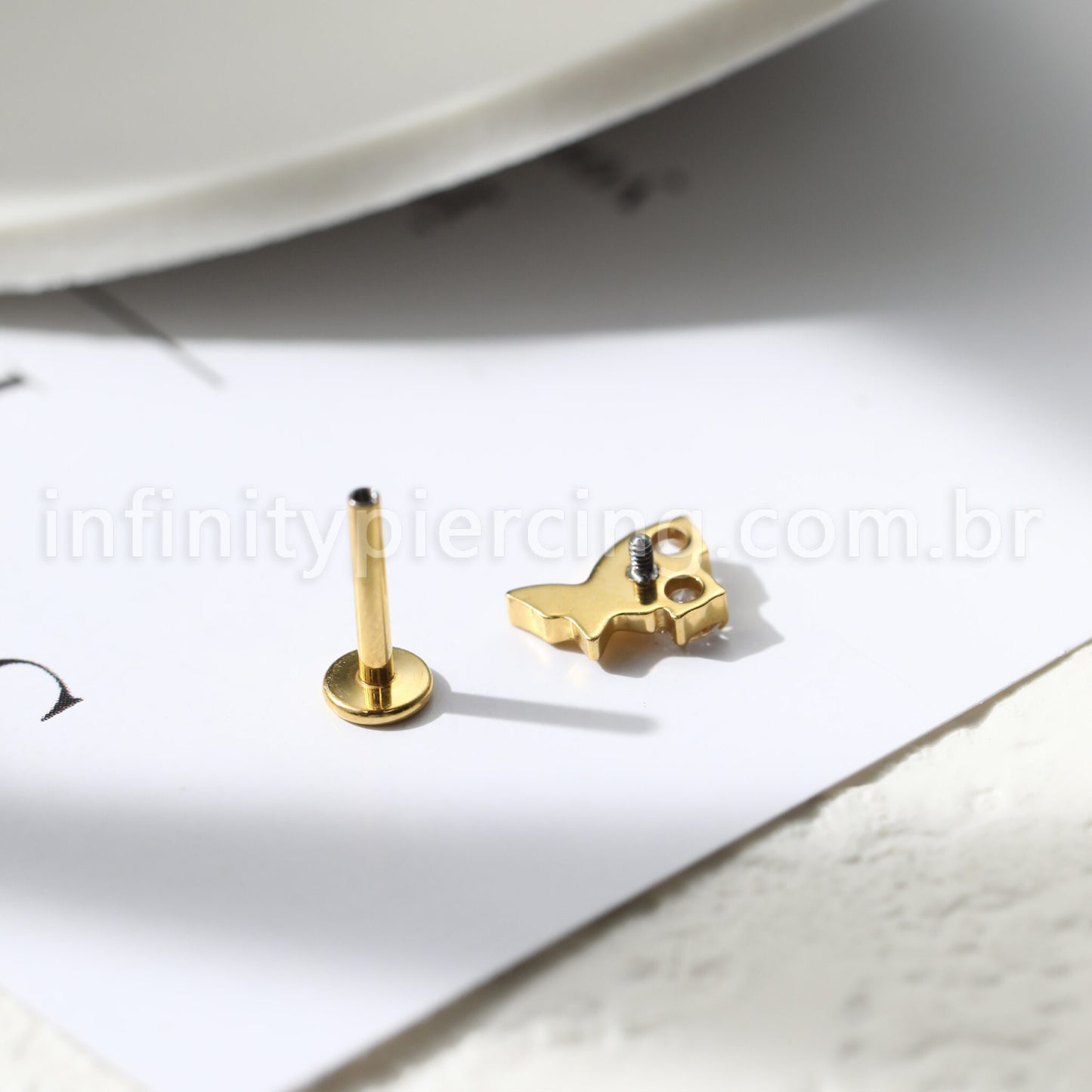 Piercing Labret Borboleta Titânio 2 Zircônia
