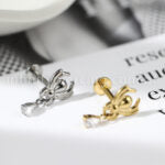 Piercing Labret Titânio Aranha Com Pingente Zircônia
