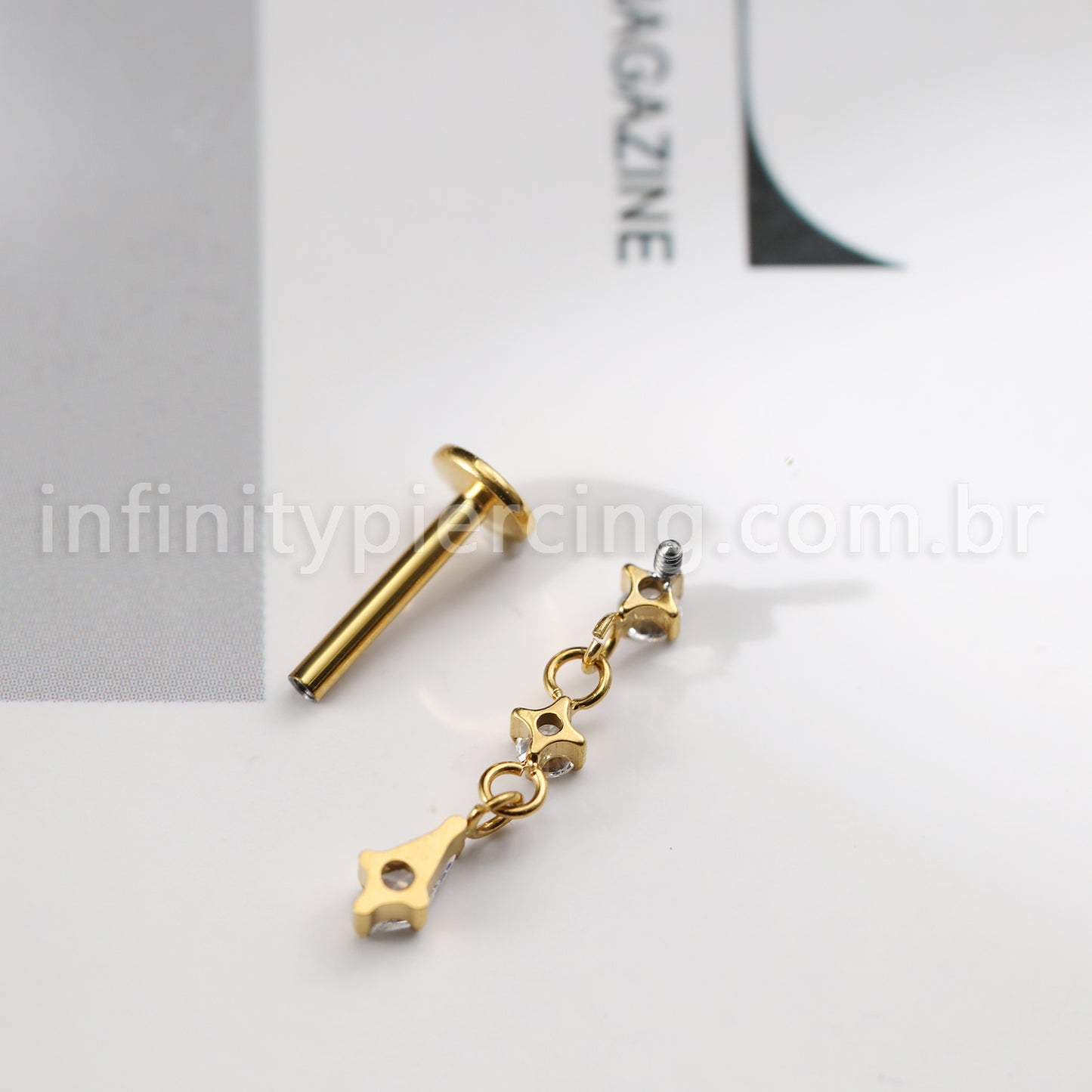 Piercing Labret Redondo Titânio Com Pingente Zircônia