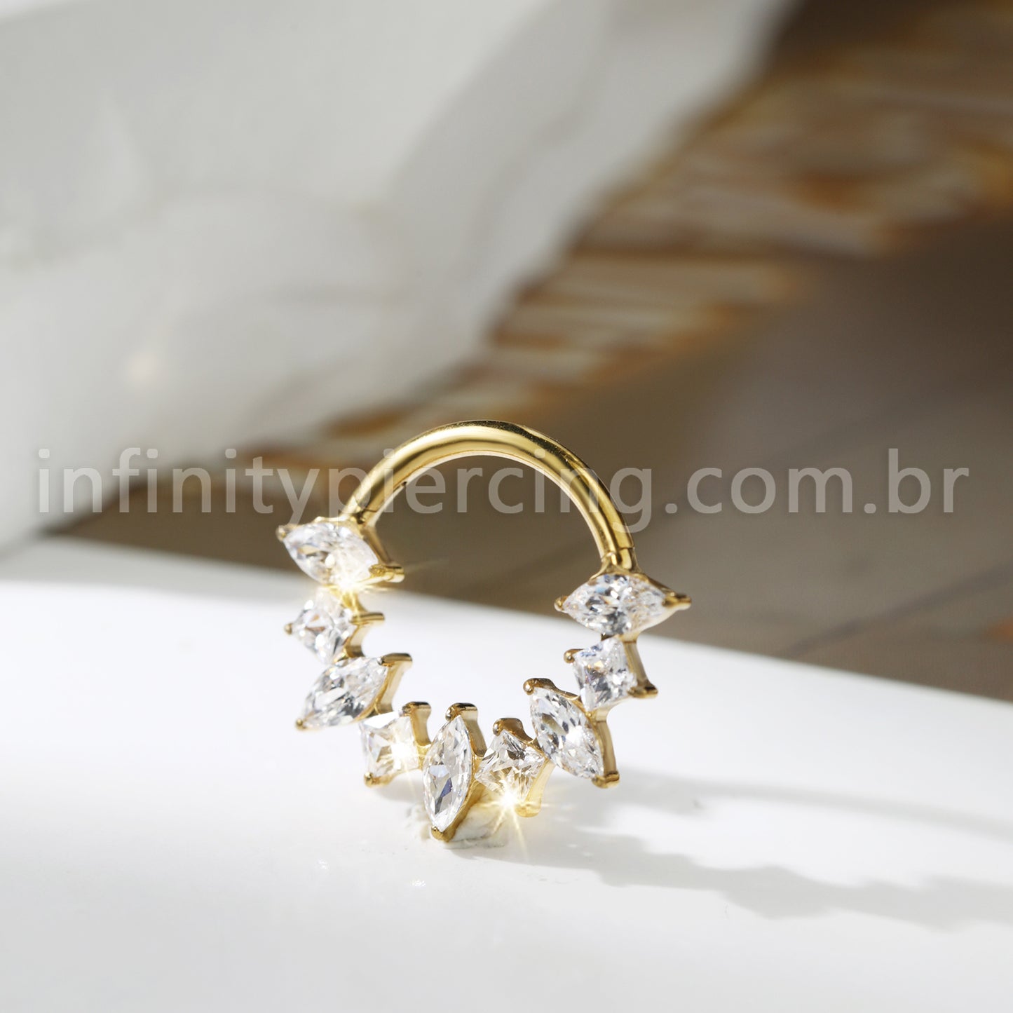 Piercing Argola Titânio Zircônia Cravejada