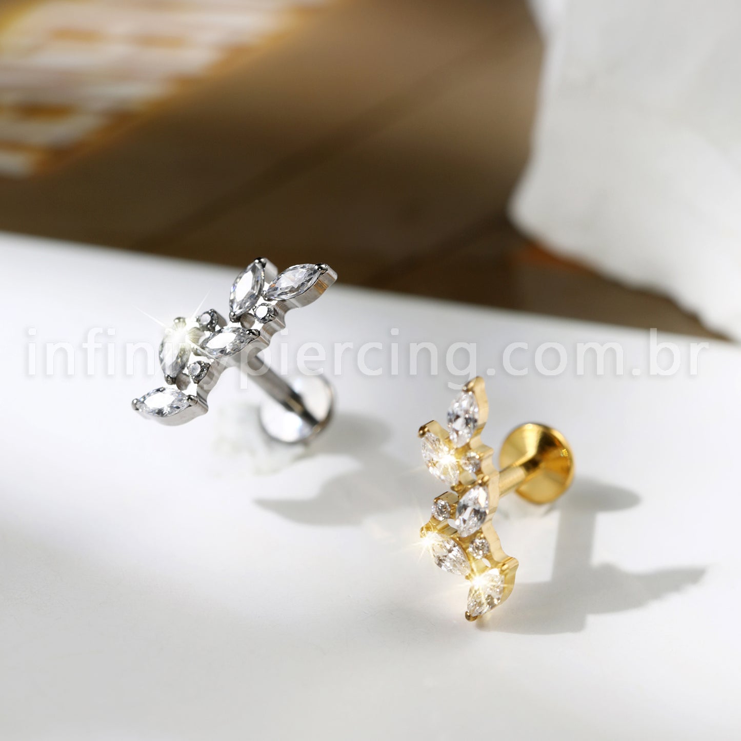 Piercing Labret Galho Titânio Zircônia