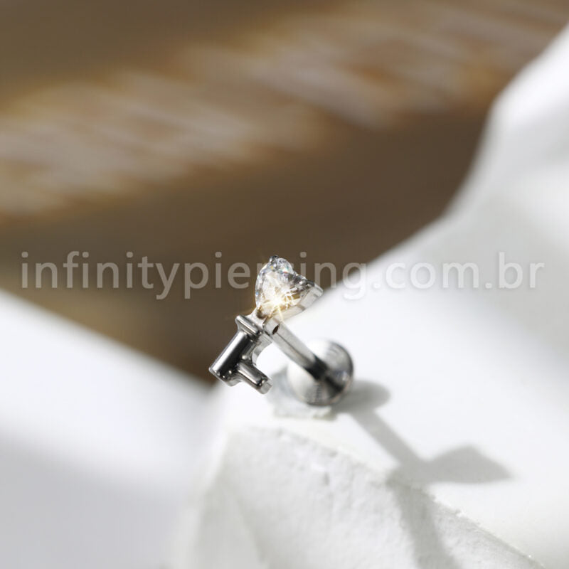 Piercing Labret Chave Titânio Zircônia