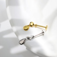 Piercing Labret Titânio Com Pingente Gota
