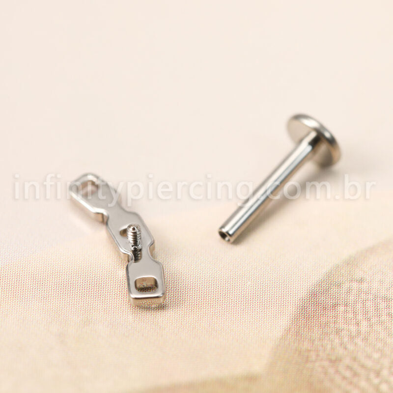 Piercing Labret Titânio Corrente Zircônia Cravejada