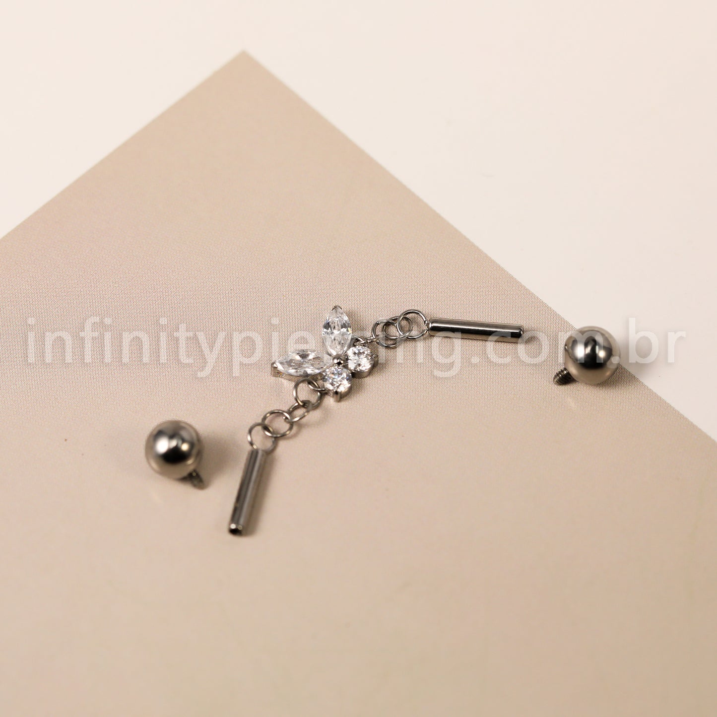 Piercing Transversal Titânio Borboleta Zircônia Cravejada