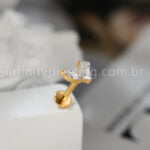 Piercing Labret Titânio 2 Pedras Zircónia Cravejada