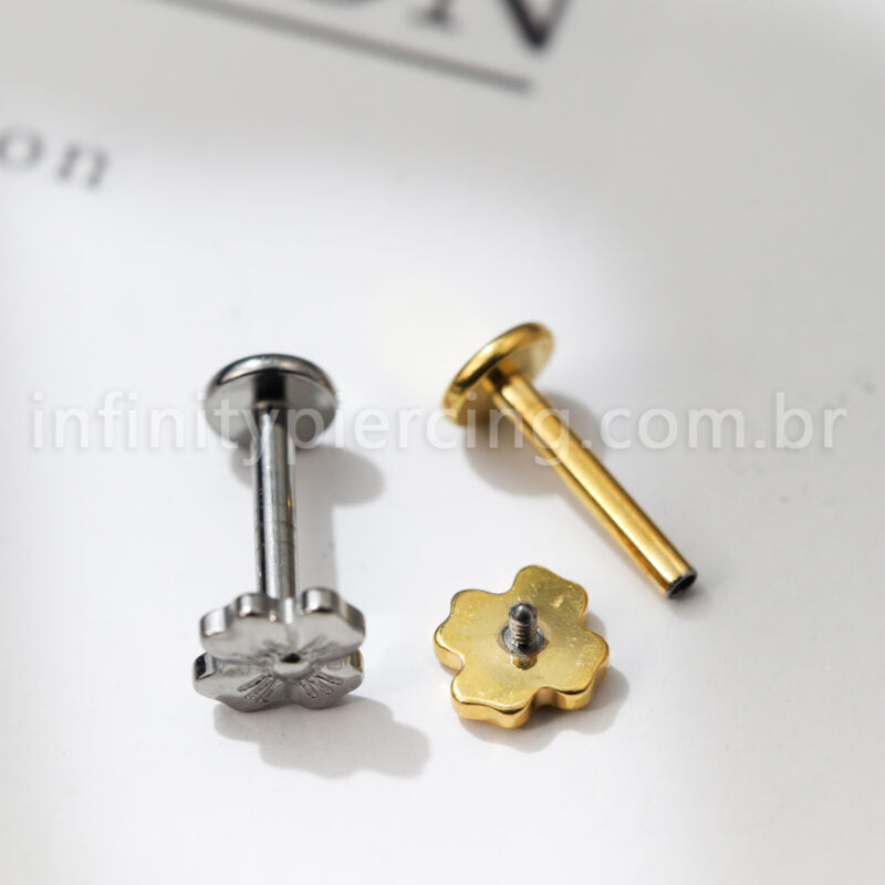 Piercing Labret Titânio Flor Com Detalhes