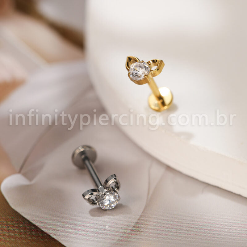 Piercing Labret Titânio Gatinho