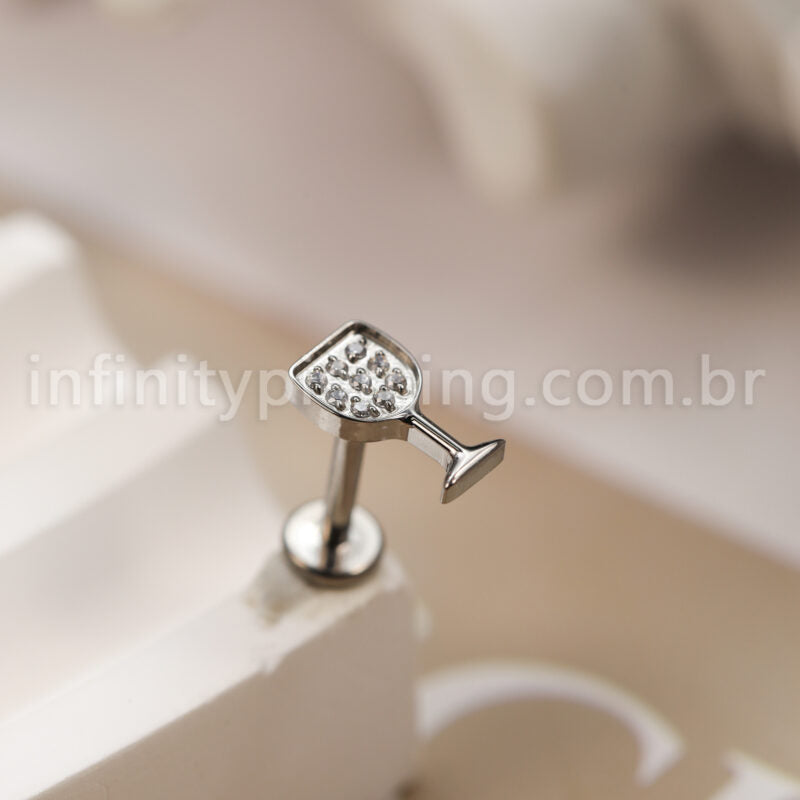 Piercing Labret Titânio Taça De Vinho Com Zircônia Cravejada