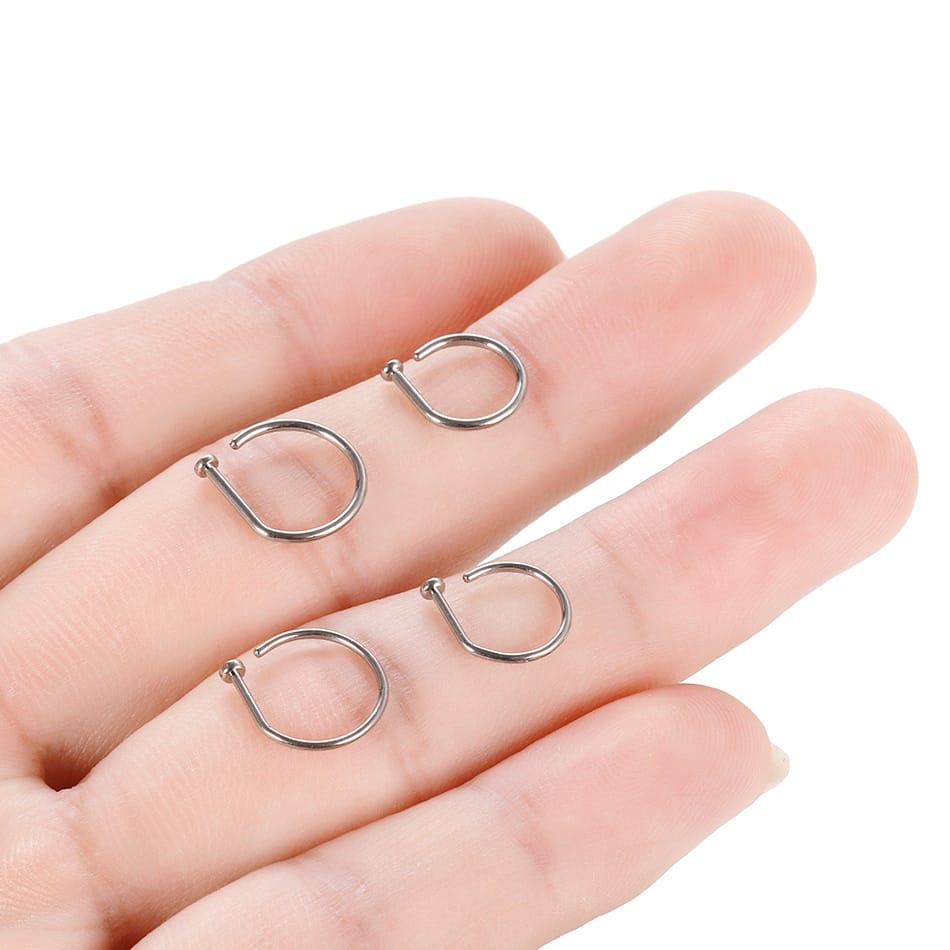 Piercing Nostril D-Ring Titânio