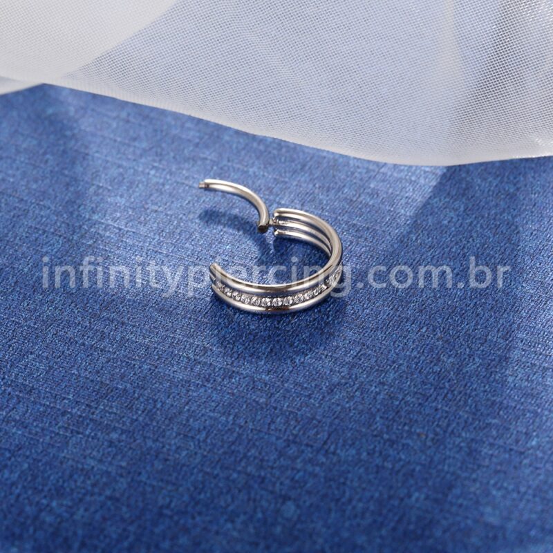 Piercing Argola Titânio Segmento Articulado Lisa/Zircônia Cravejada