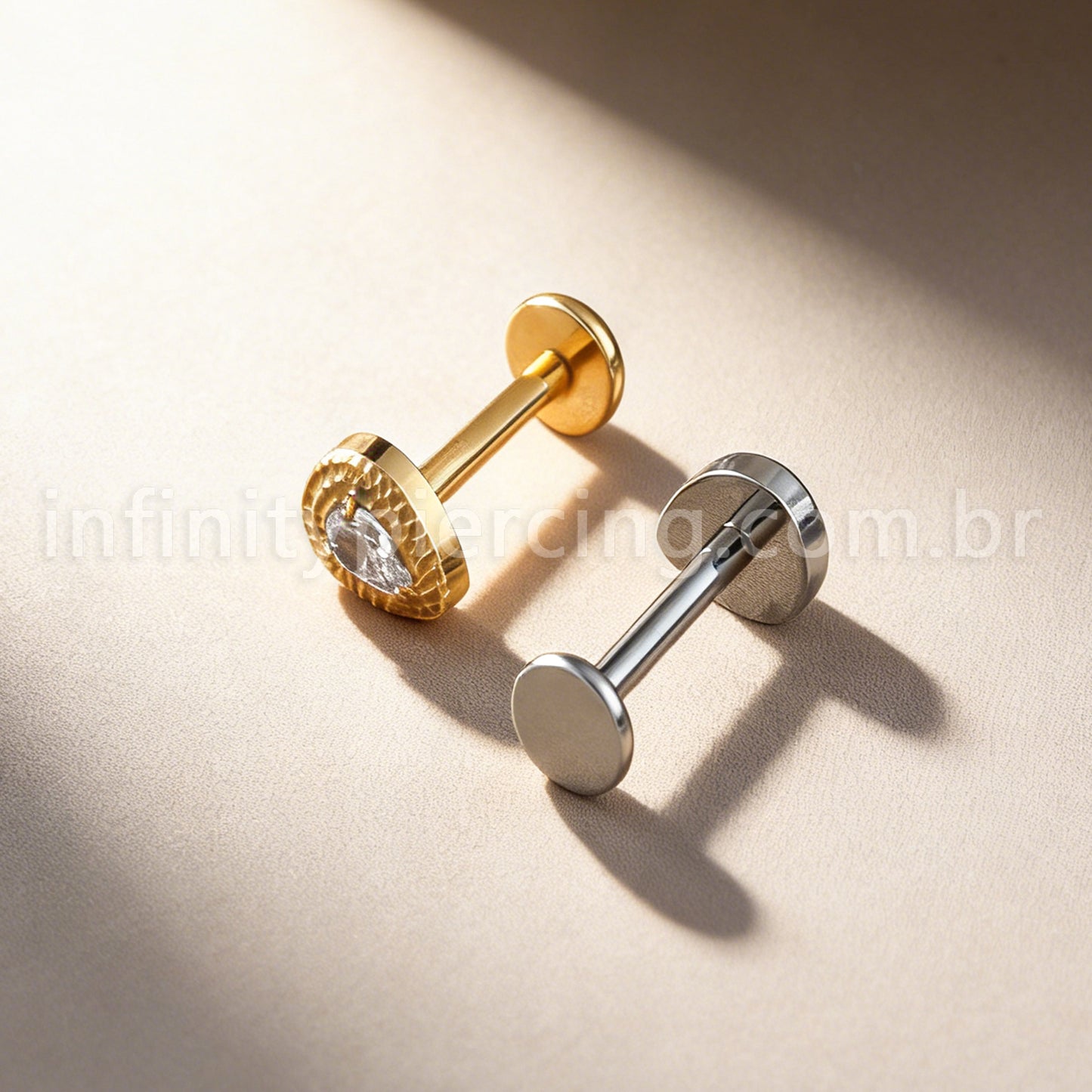 Piercing Labret Titânio Gota