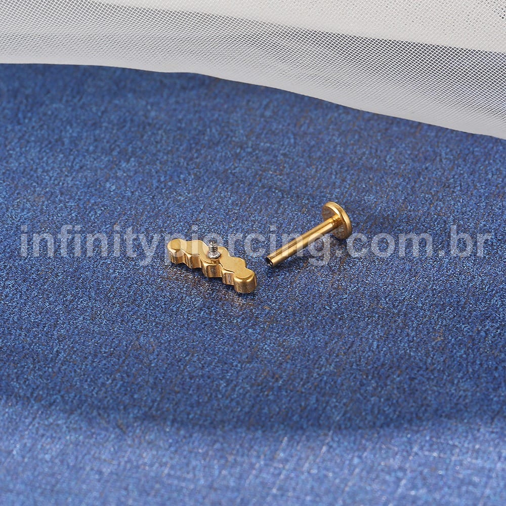Piercing Labret Titânio 5 Pedras
