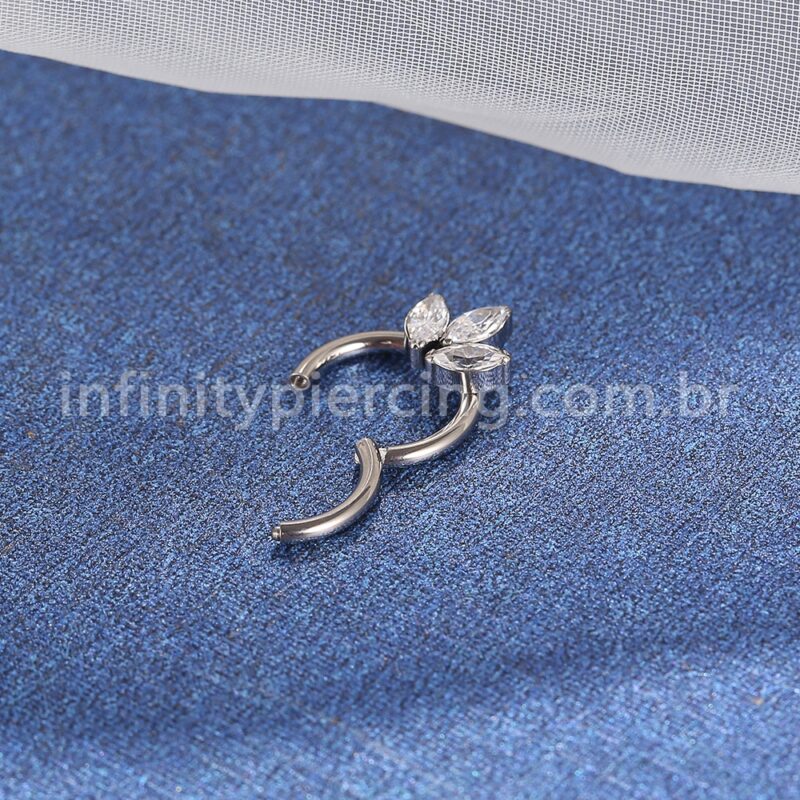Piercing Argola Titânio Segmento Articulado 3 Zircônias Cravejada