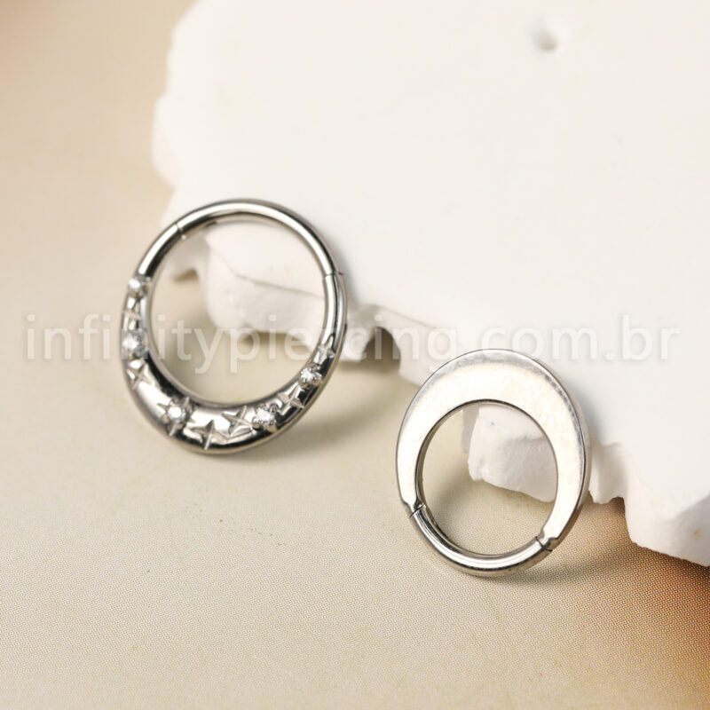 Piercing Argola Titânio Segmento Articulado Zircônia Detalhes Estrelas