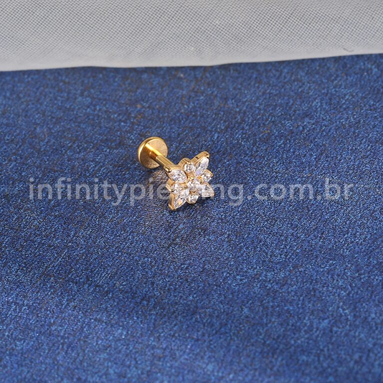 Piercing Labret Titânio Flor Quadrada