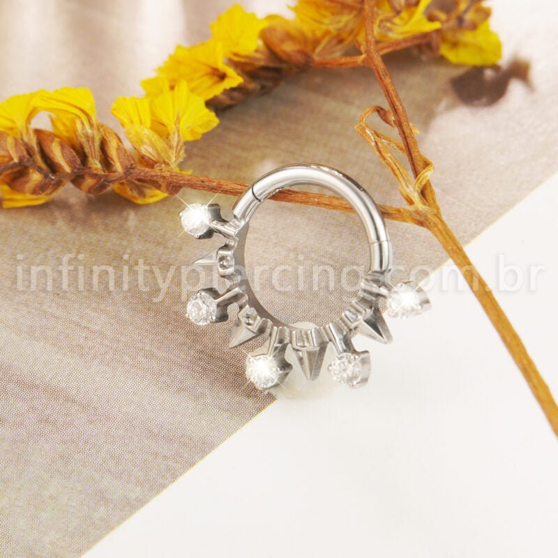 Piercing Argola Titânio Segmento Articulado Zircônia Cravejada Com Spike