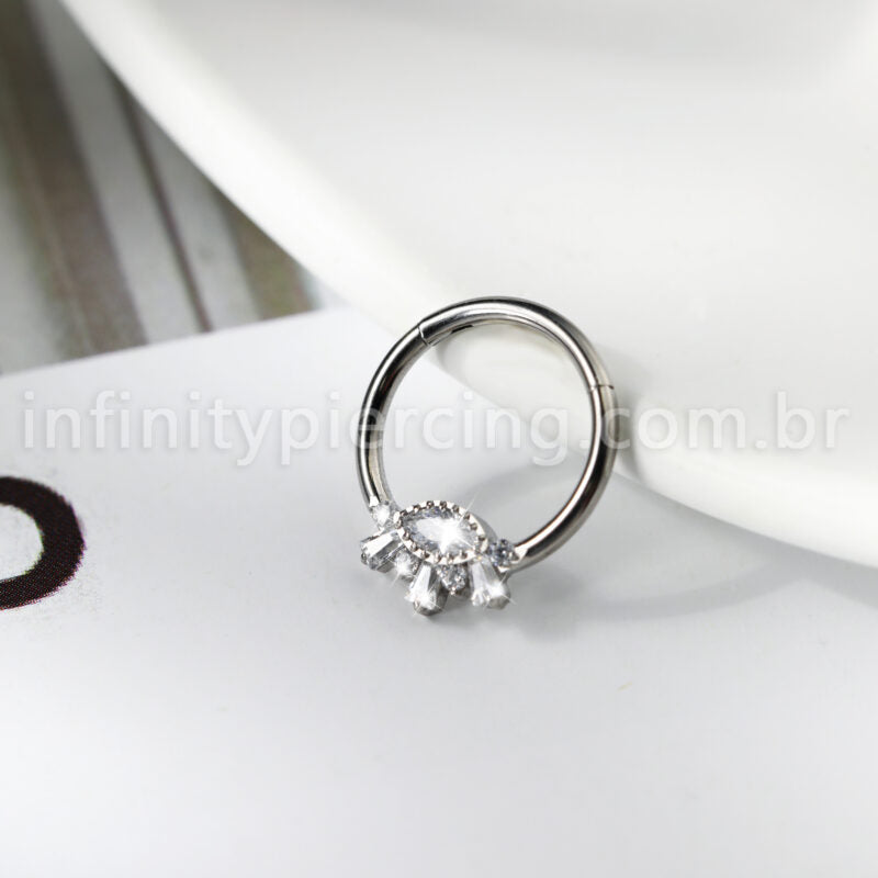 Piercing Argola Titânio / Olho Zircônia Cravejada