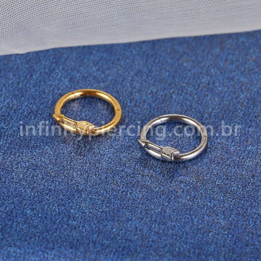 Piercing Argola Titânio Flecha