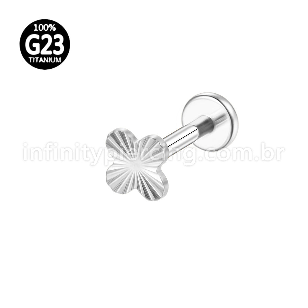 Piercing Labret Titânio Trevo 4 Folhas Detalhado