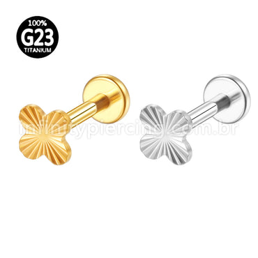 Piercing Labret Titânio Trevo 4 Folhas Detalhado