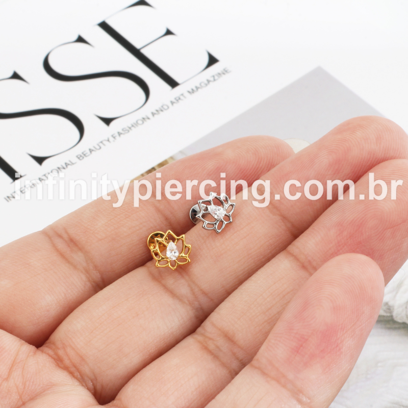 Piercing Labret Titânio Flor Vazado Zircônia
