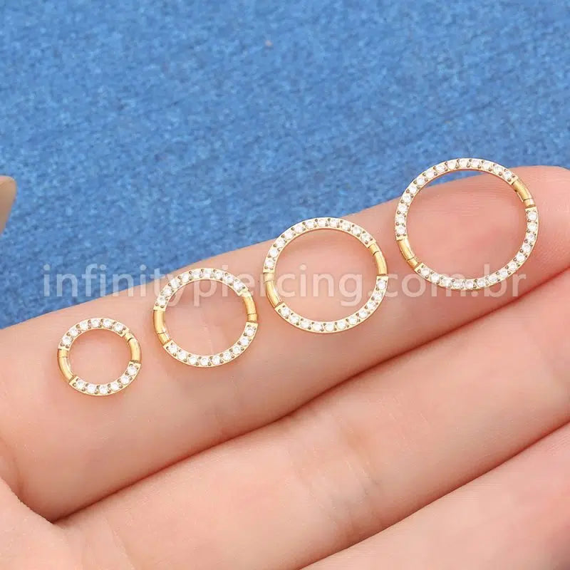 Piercing Argola Titânio Abertura Meio a Meio Zircônia Cravejada Frontal Completa