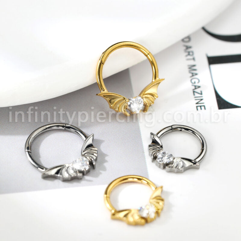 Piercing Argola Titânio Morcego Zircônia Cravejada